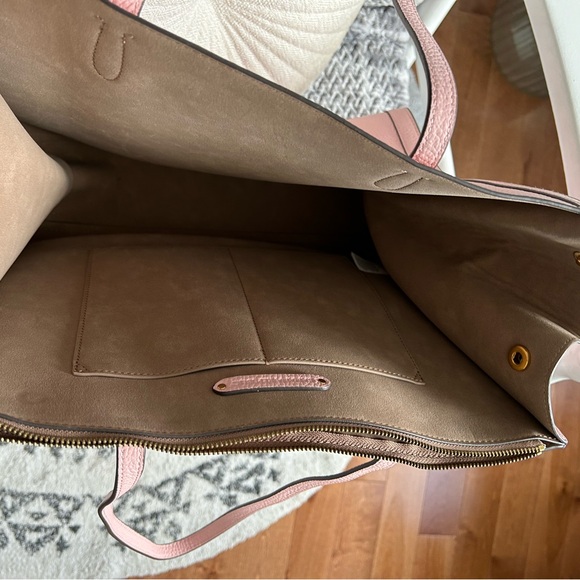 Banana Republic pink large tote bag. - Picture 4 of 4